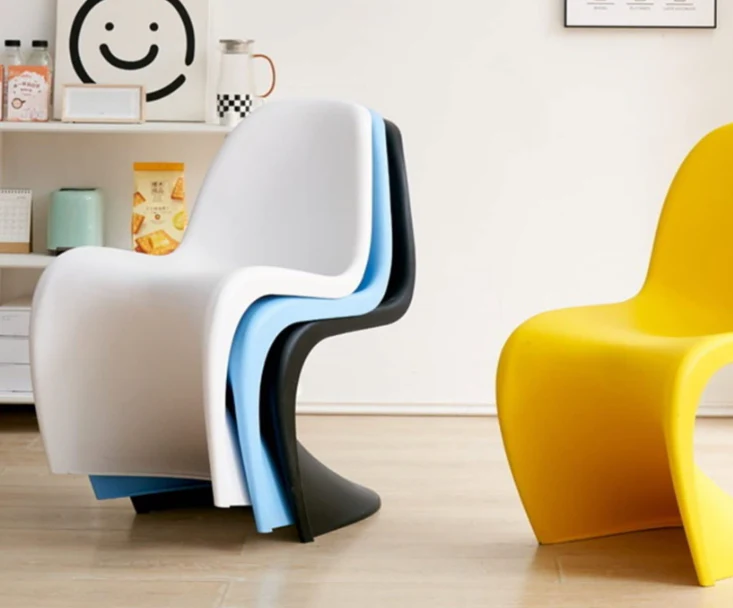 MAKER PLASTIČNA STOLICA MAK0875
